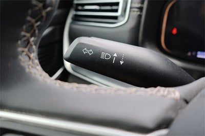 2023 Jeep Wagoneer Base