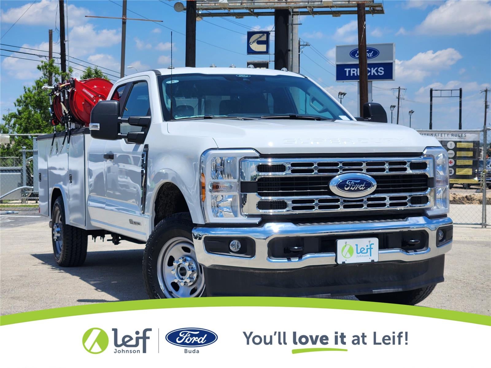 2025 Ford F-350 XL 4x4 SuperCab 168-In SRW's photo
