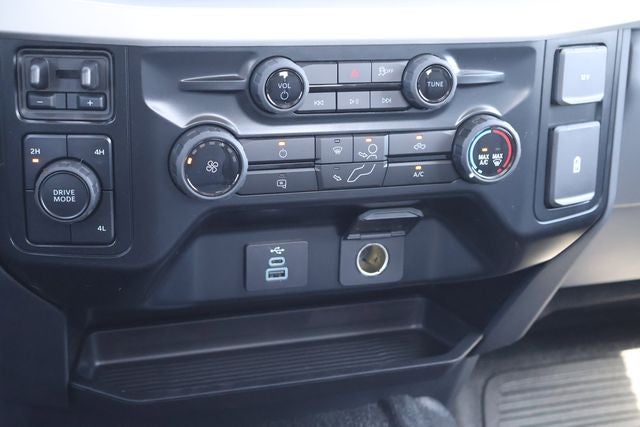 2026 Ford Super Duty F-350 XL 169 WB