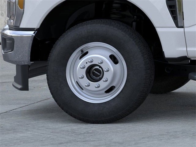 2026 Ford Super Duty F-350 XL 169 WB