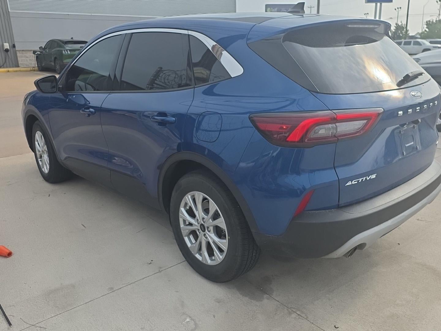 2023 Ford Escape Hybrid Active