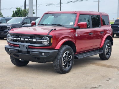 2026 Ford Bronco Outer Banks