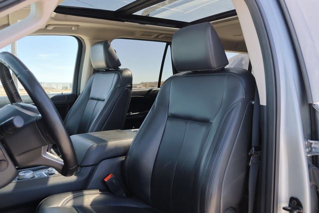 2022 Ford Expedition Max XLT