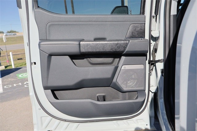 2025 Ford Super Duty F-250 BAT F-250