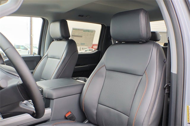 2026 Ford Super Duty F-450 Lariat DRW