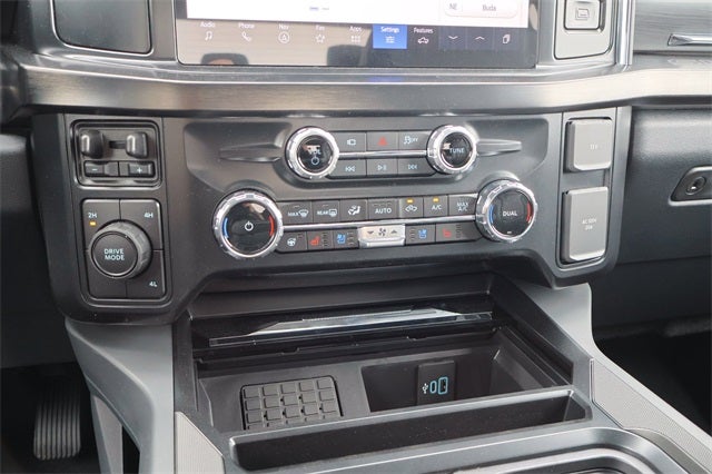 2026 Ford Super Duty F-450 Lariat DRW