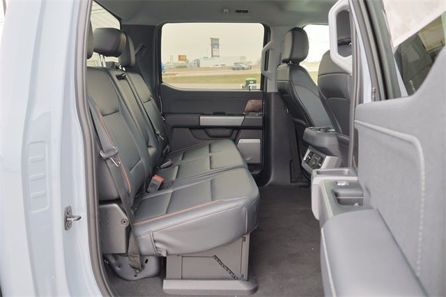 2026 Ford Super Duty F-450 Lariat DRW