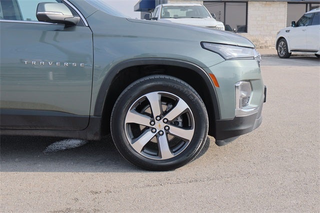 2022 Chevrolet Traverse LT Leather