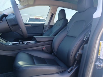 2025 Tesla Model Y Long Range