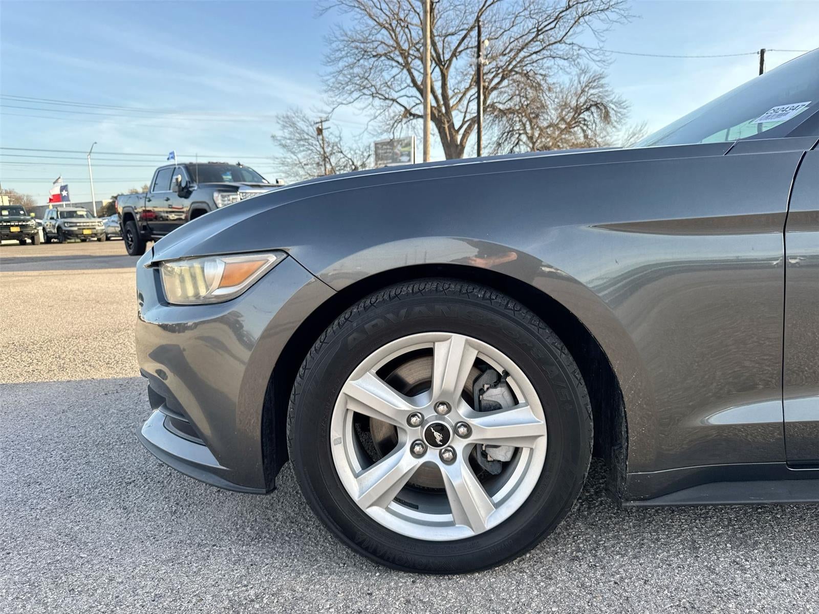 2017 Ford Mustang V6