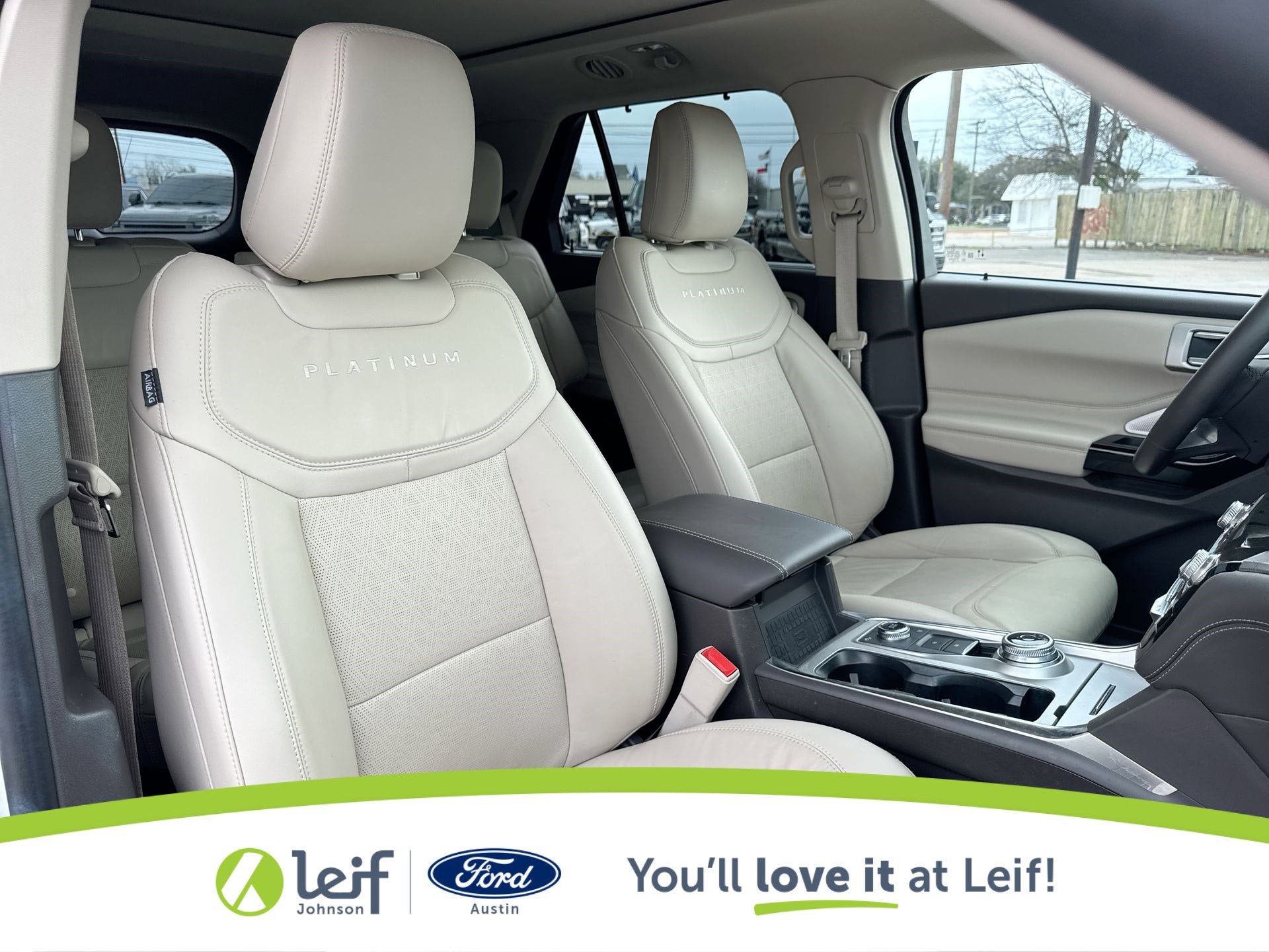2023 Ford Explorer Platinum