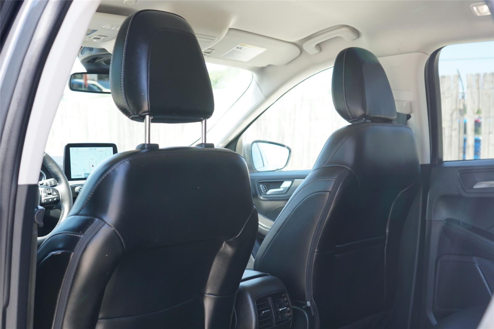 2022 Ford Escape Hybrid Titanium