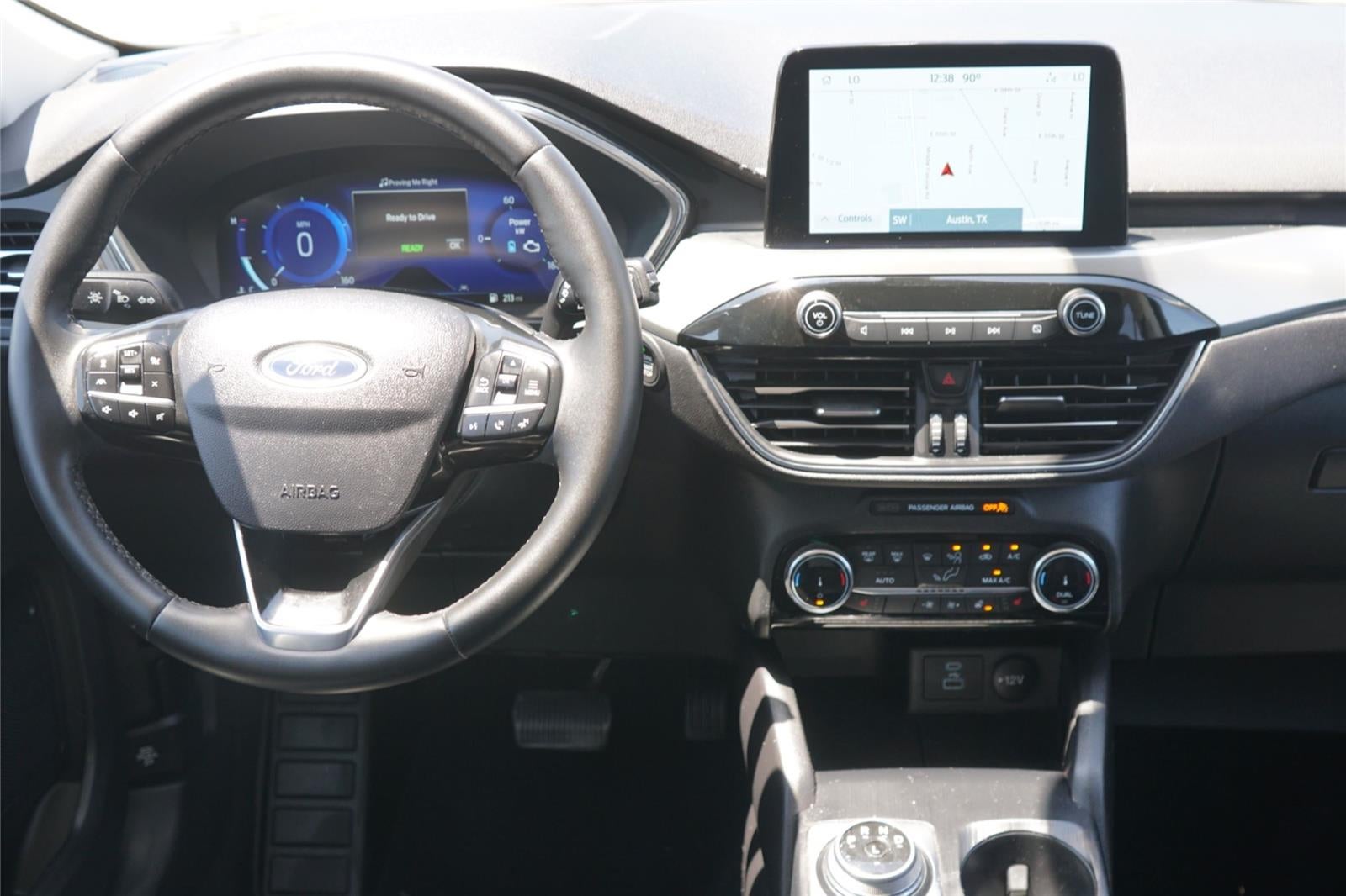 2022 Ford Escape Hybrid Titanium