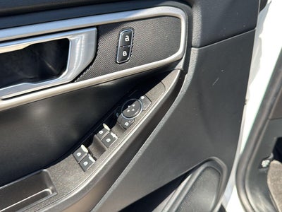 2022 Ford Explorer Base