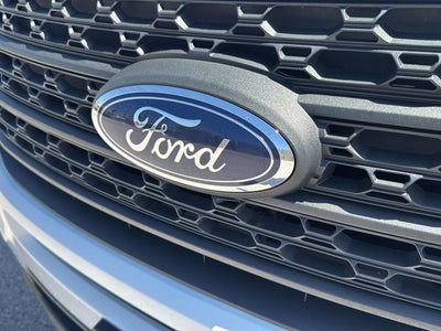 2022 Ford Explorer Base