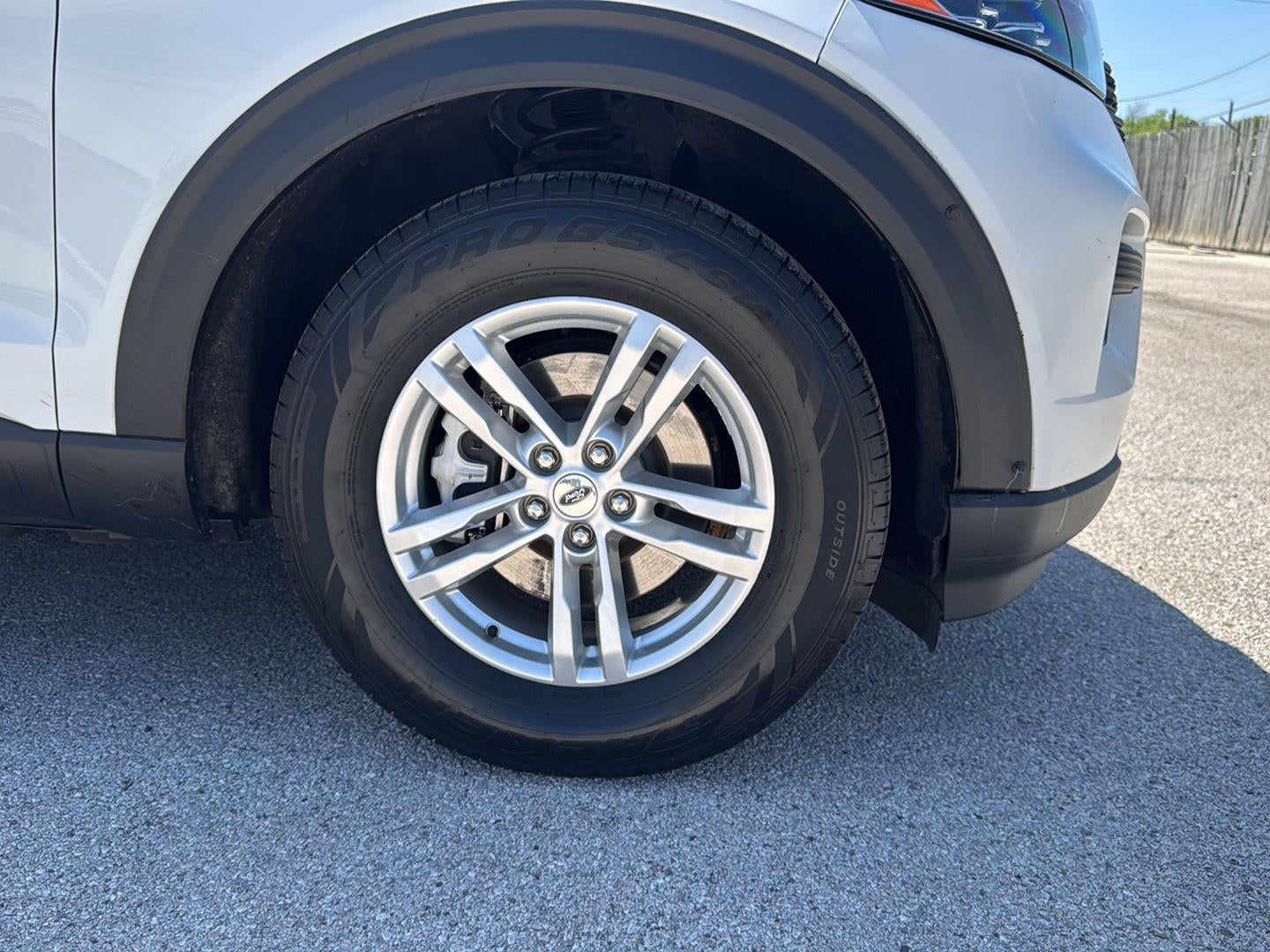 2022 Ford Explorer Base