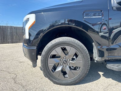 2023 Ford F-150 Lightning Lariat