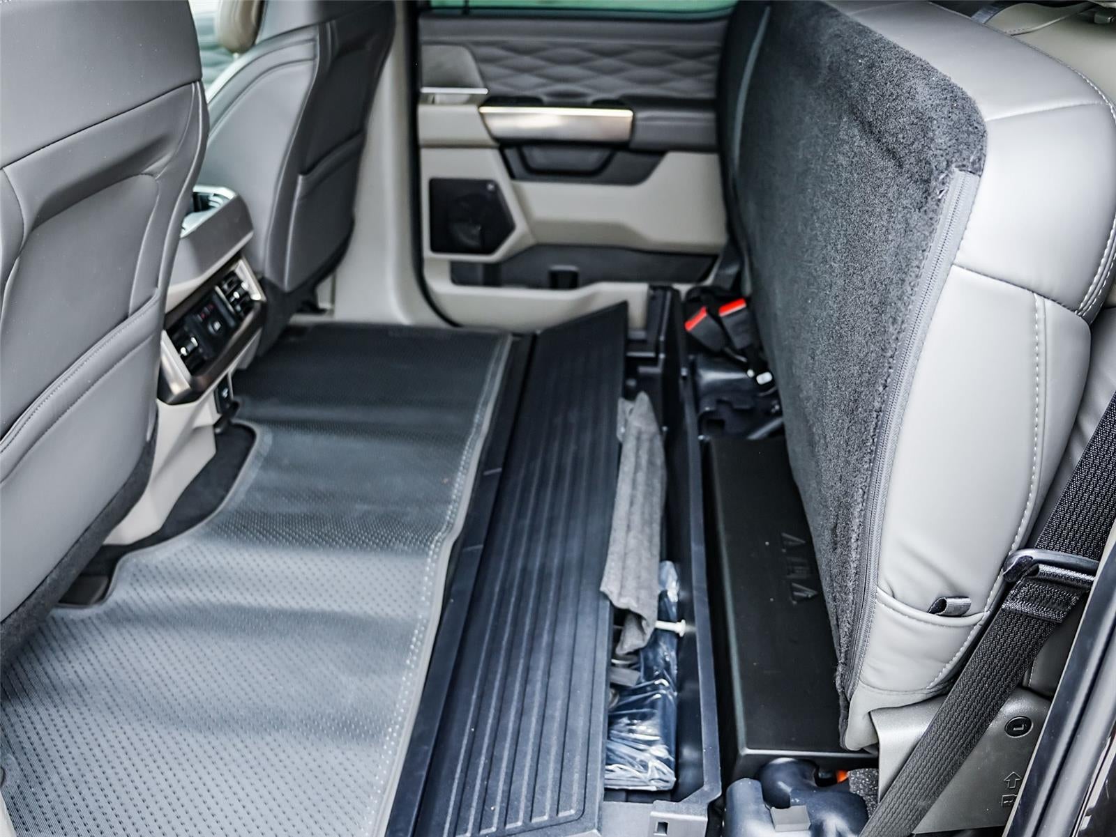 2025 Ford Super Duty F-250 Platinum