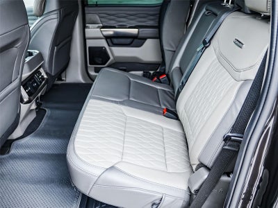 2025 Ford Super Duty F-250 Platinum