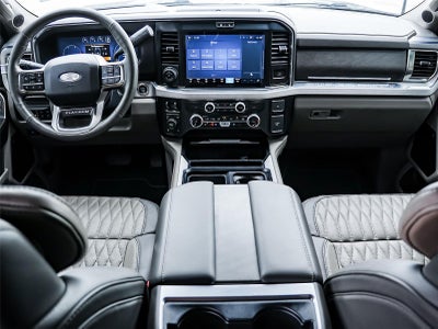 2025 Ford Super Duty F-250 Platinum
