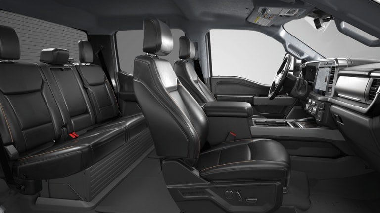 2026 Ford Super Duty F-350 Lariat
