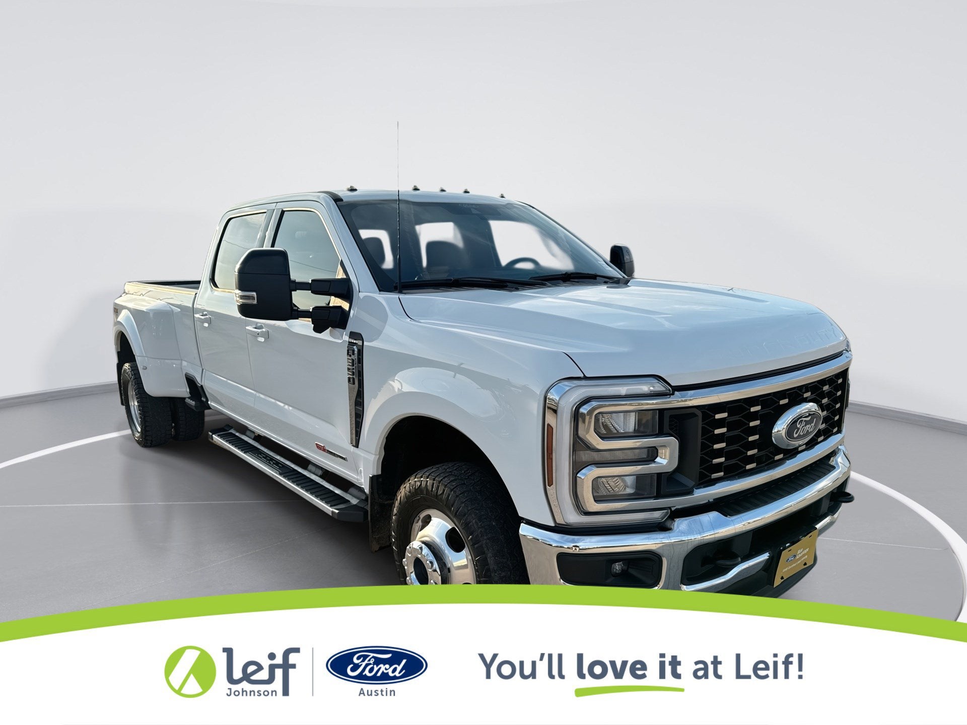2024 Ford Super Duty F-350 Lariat