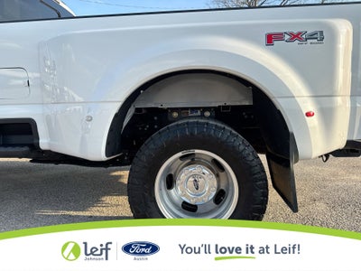 2024 Ford Super Duty F-350 Lariat