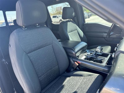 2022 Ford F-150 Base