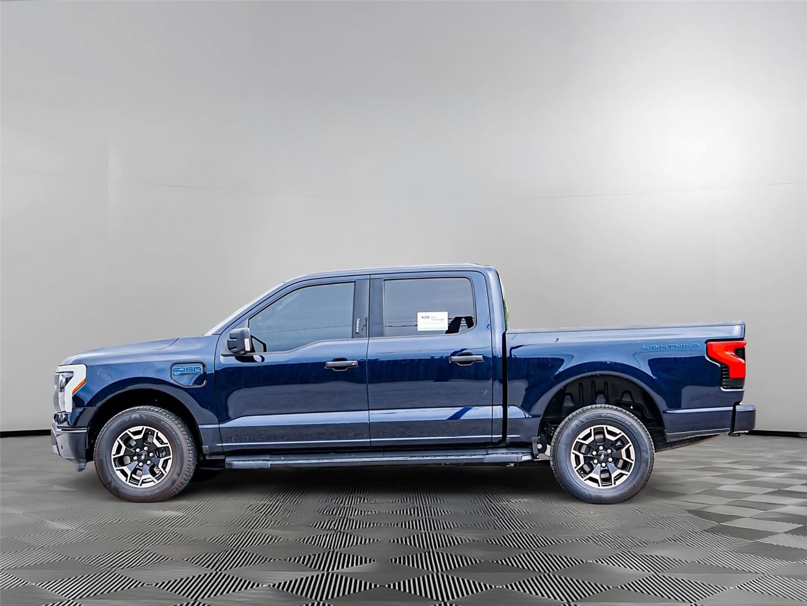 2022 Ford F-150 Lightning XLT