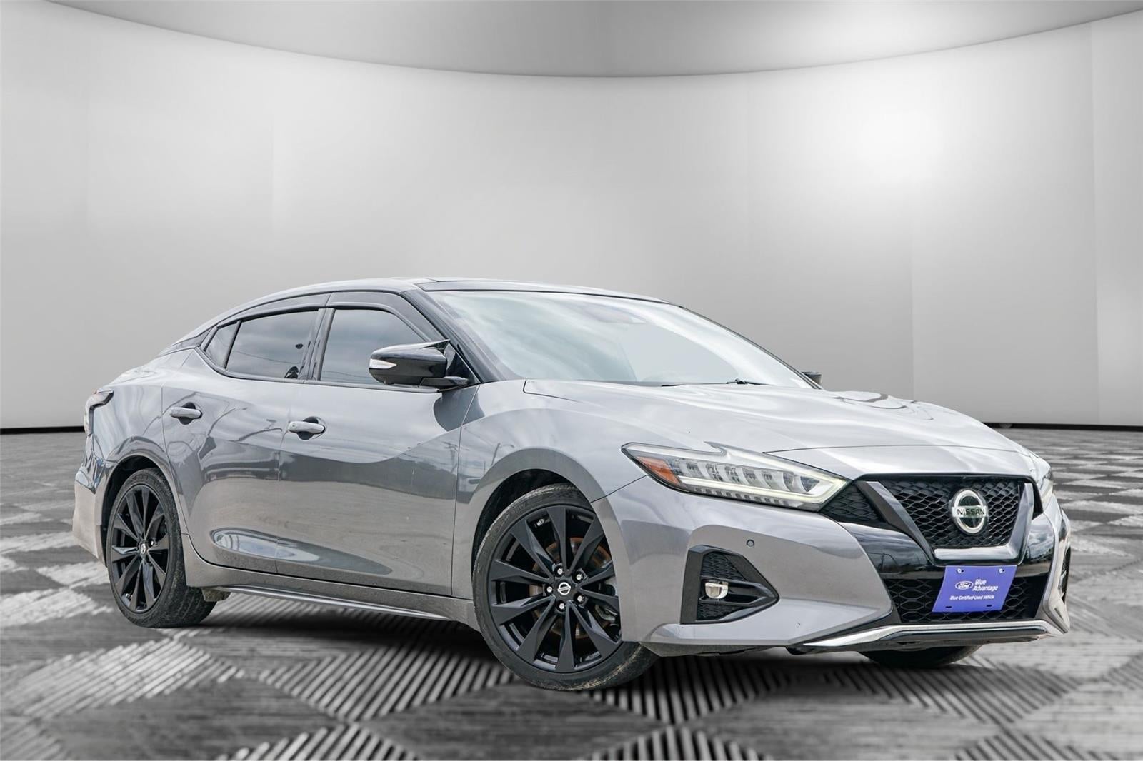 2019 Nissan Maxima SR's photo