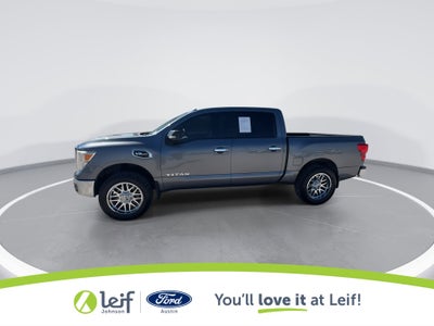 2017 Nissan Titan SV