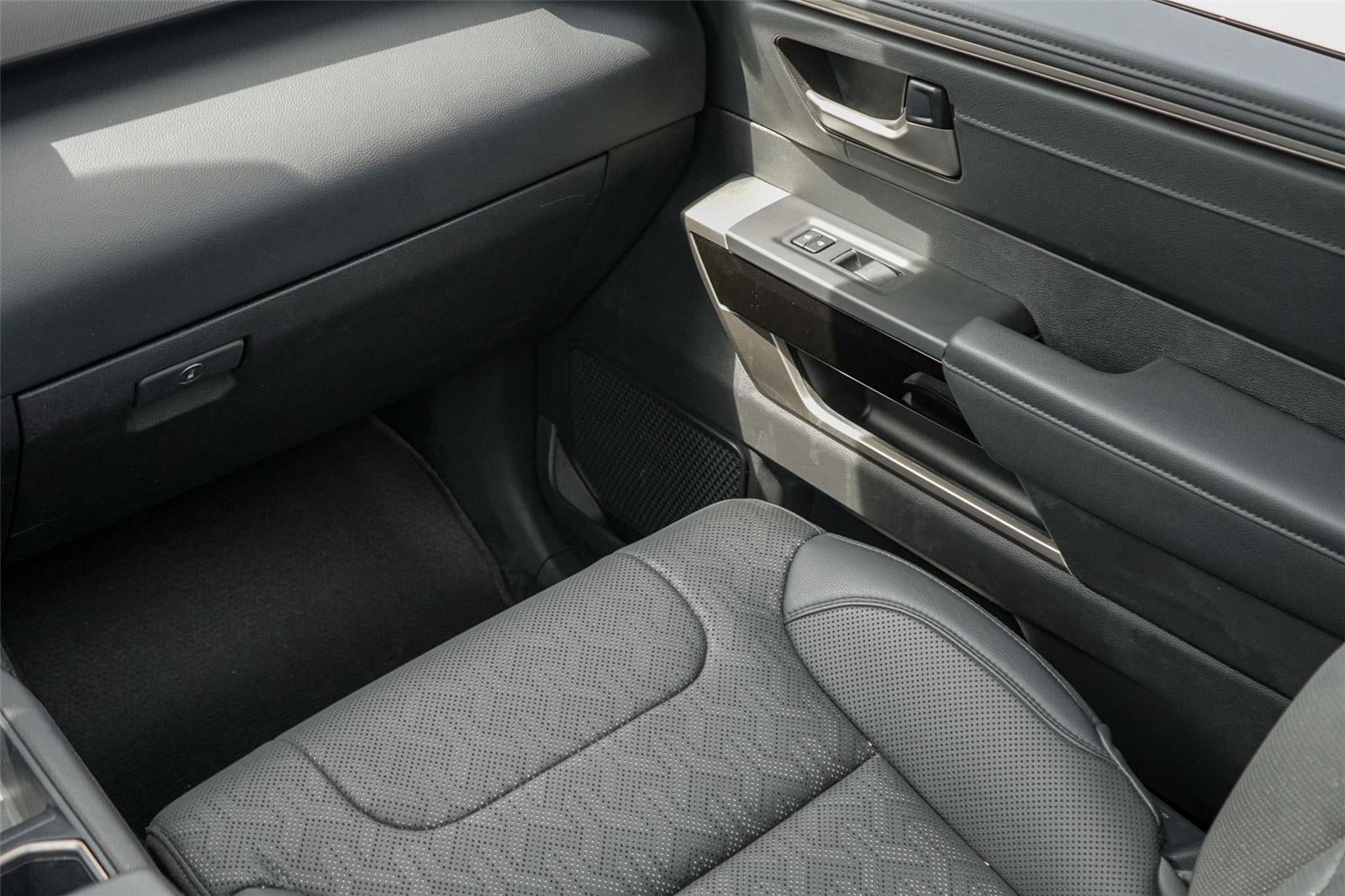 2024 Toyota Tundra Limited HV