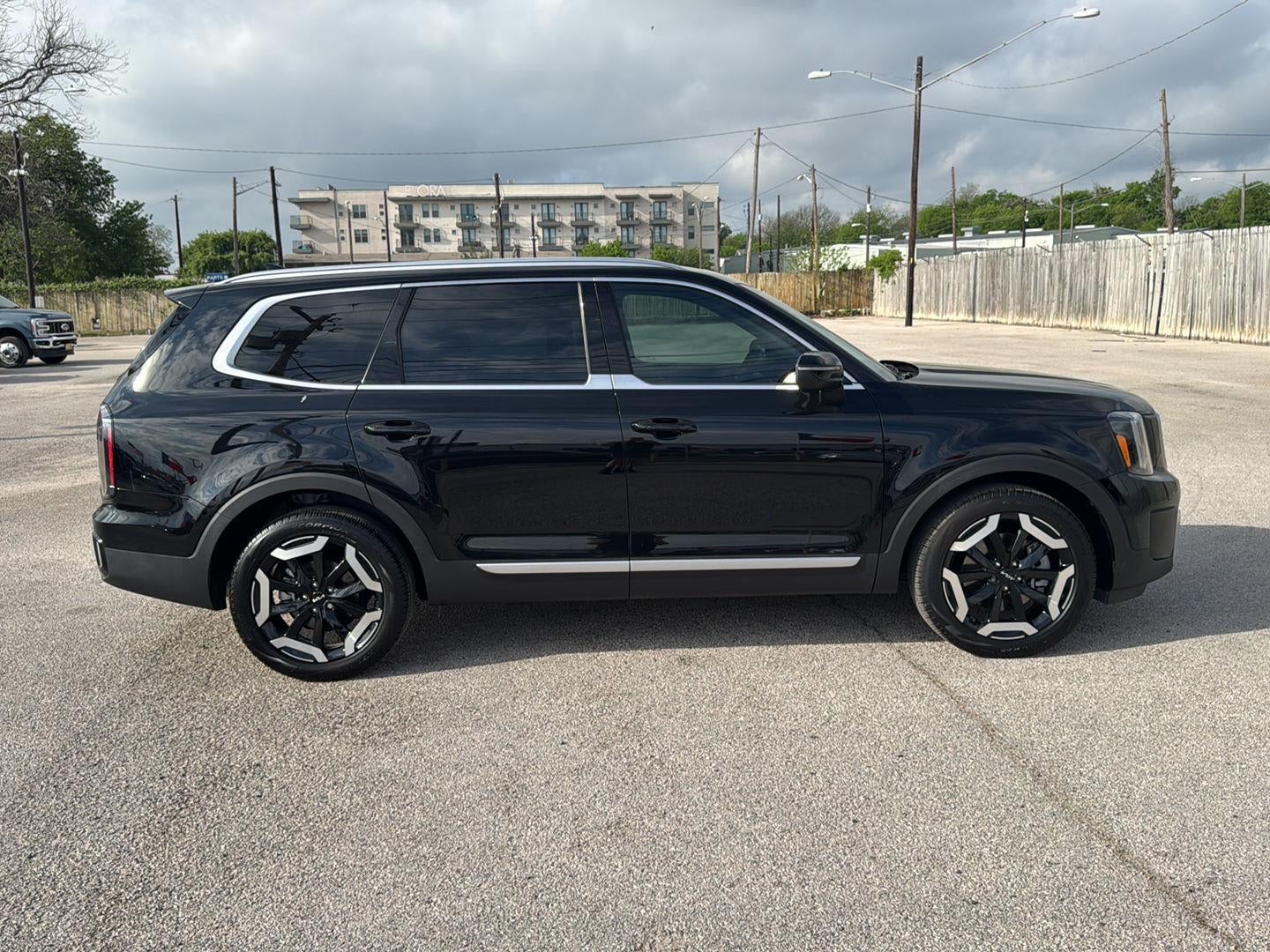 2025 Kia Telluride EX