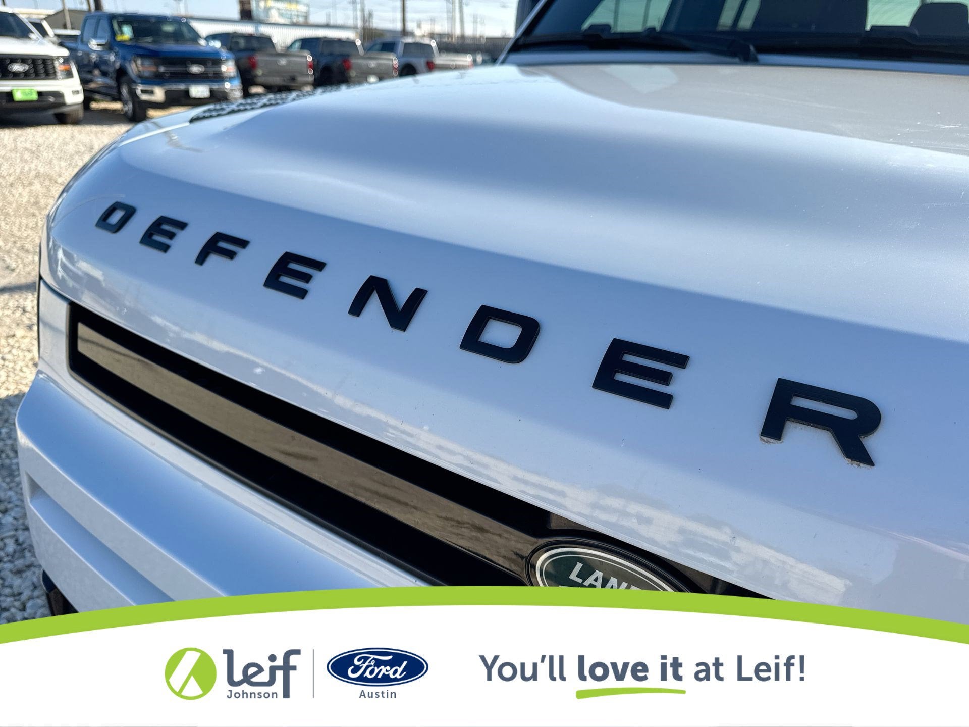 2023 Land Rover Defender 110 V8