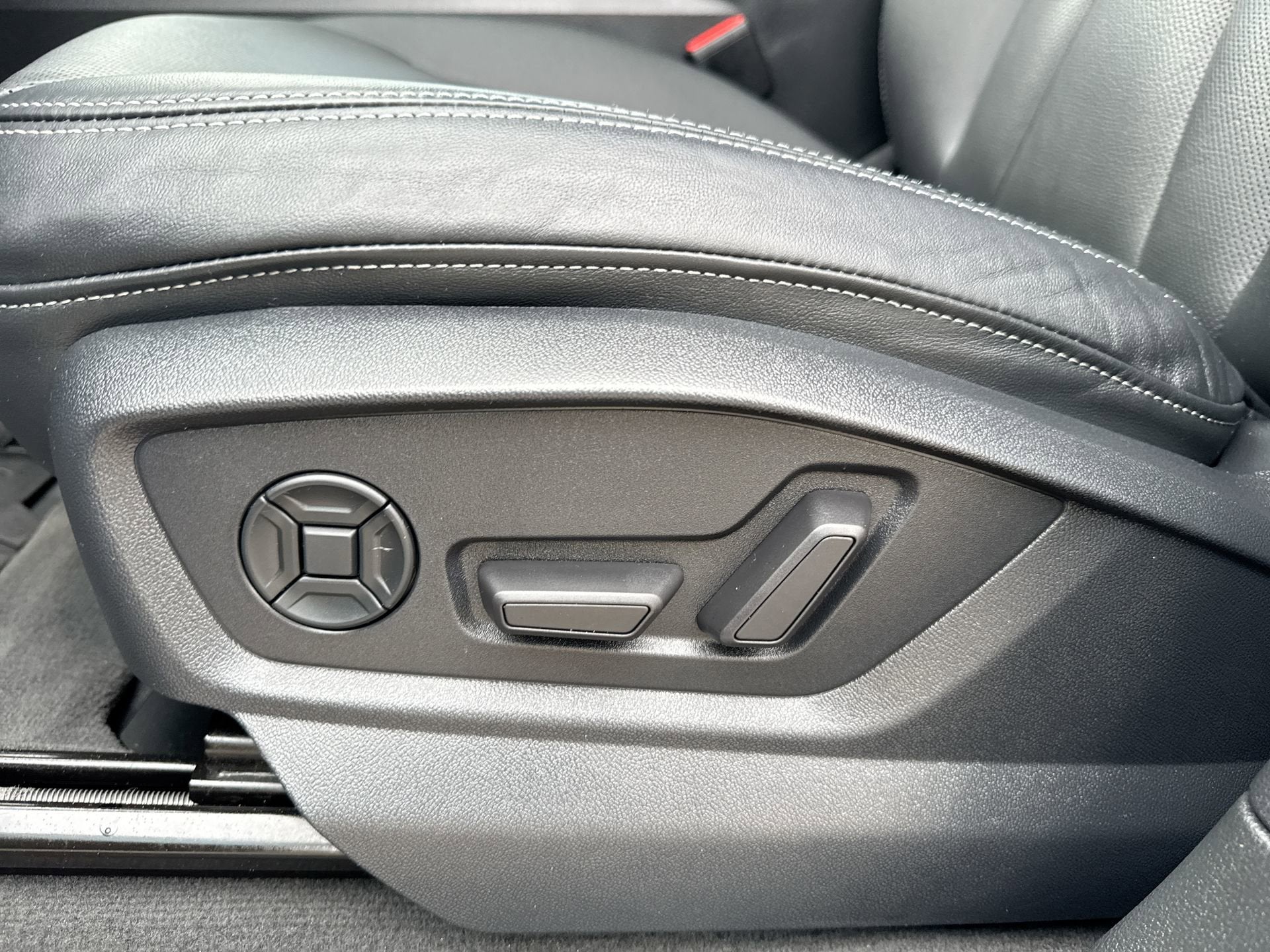 2021 Audi Q8 55 Prestige