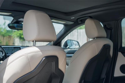 2023 BMW X2 sDrive28i