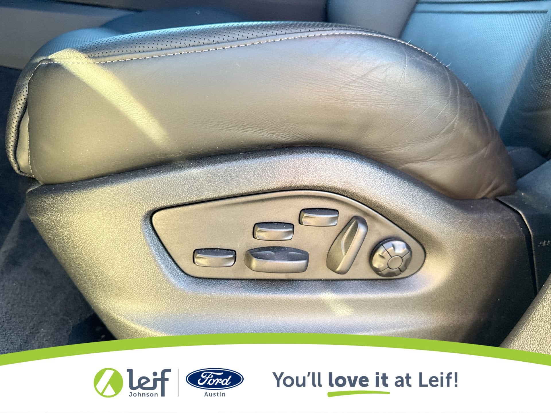 2024 Porsche Cayenne Coupe Base