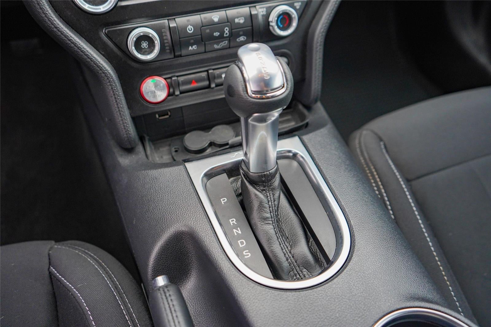 2022 Ford Mustang EcoBoost