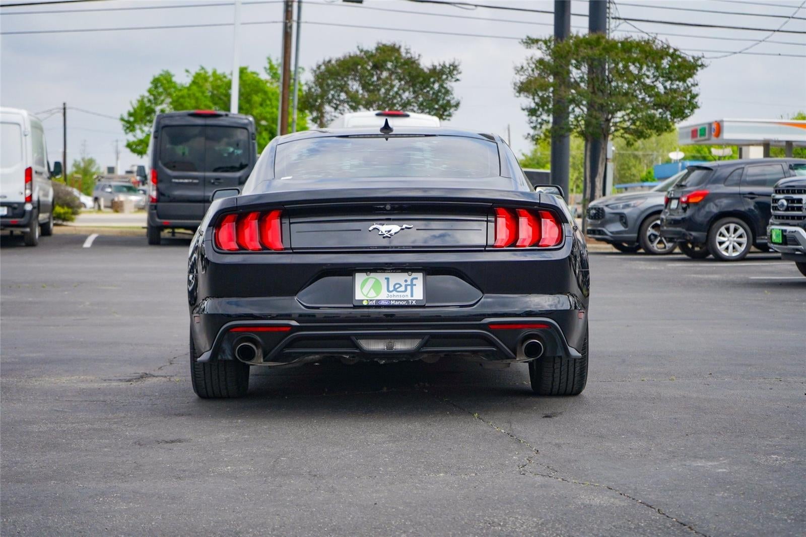 2022 Ford Mustang EcoBoost