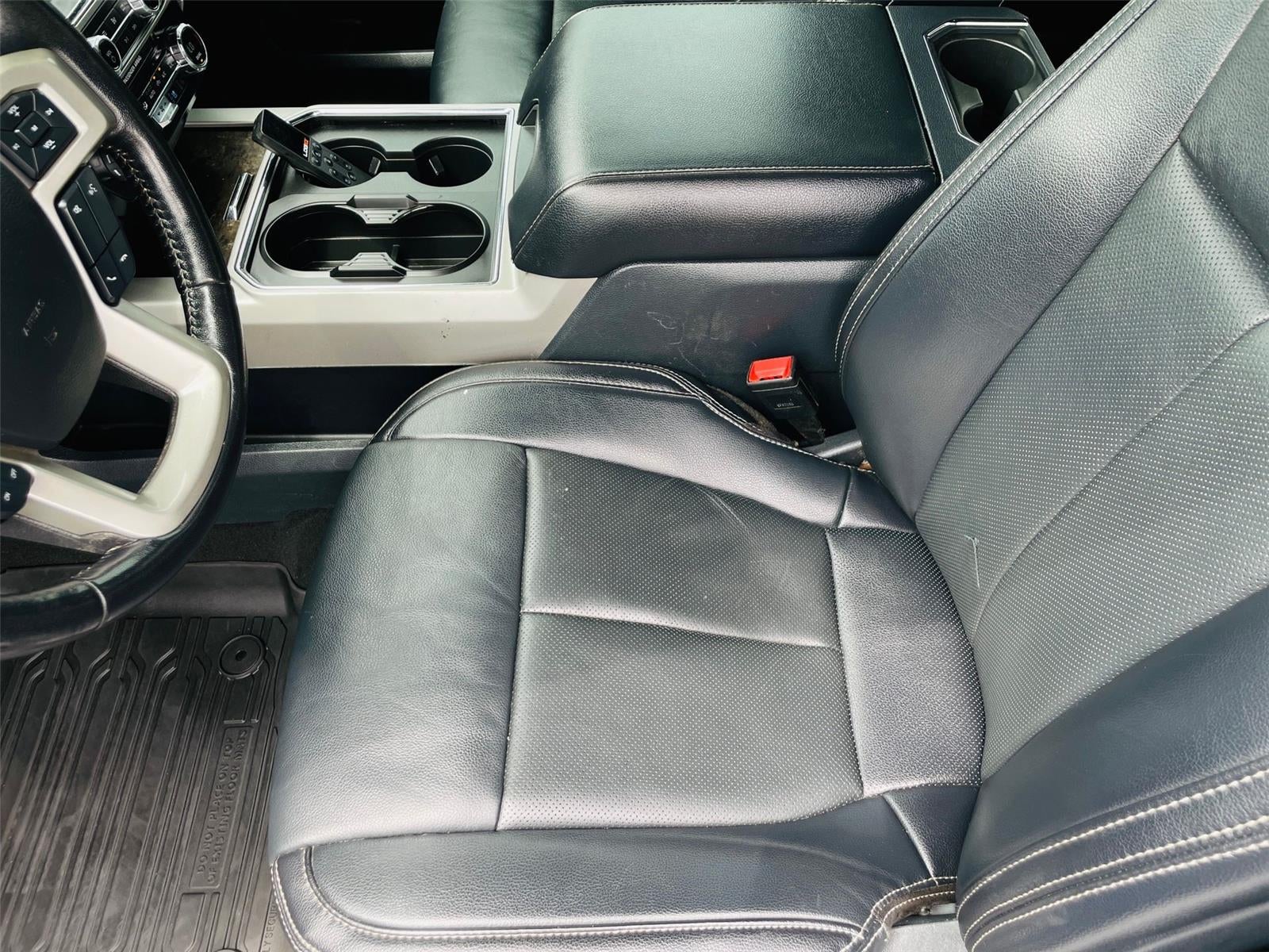 2022 Ford Super Duty F-350 Lariat