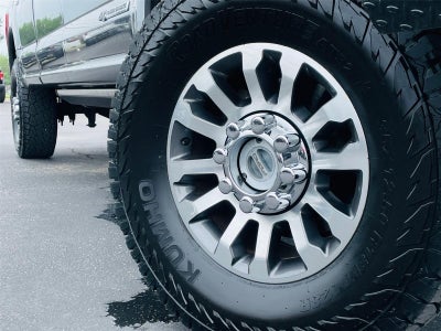 2022 Ford Super Duty F-350 Lariat