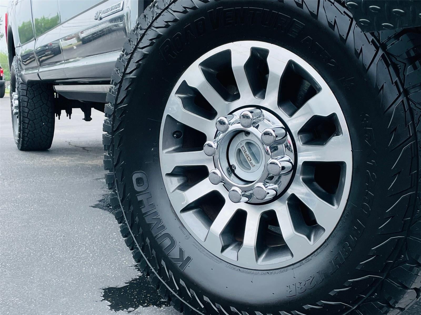 2022 Ford Super Duty F-350 Lariat