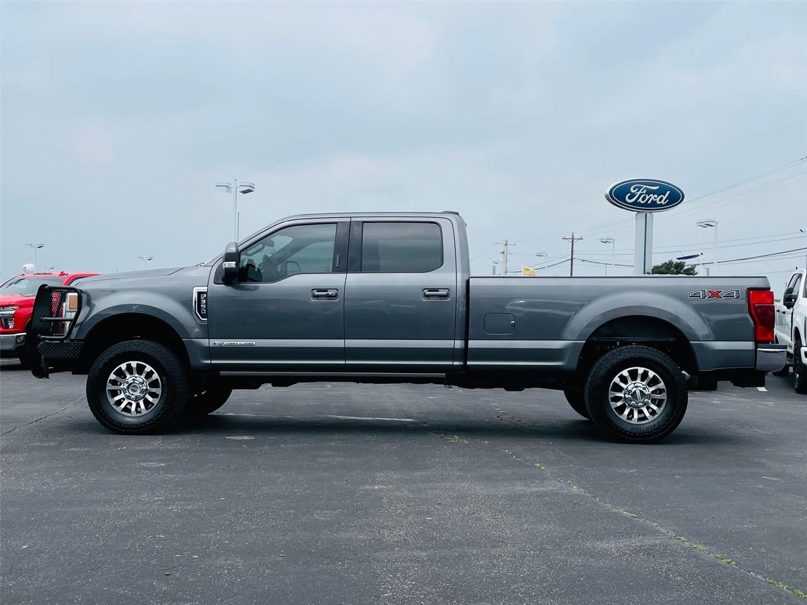 2022 Ford Super Duty F-350 Lariat