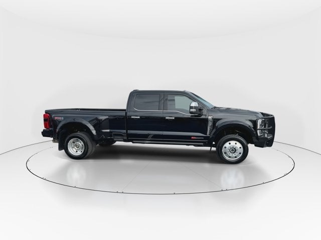 2025 Ford Super Duty F-450 King Ranch DRW