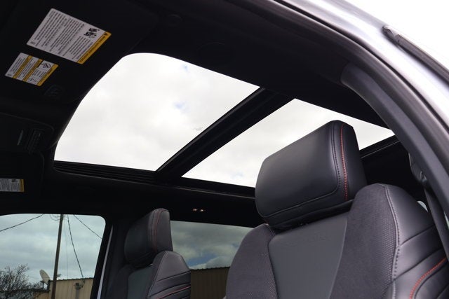 2025 Ford F-150 Raptor 37' Performance Package