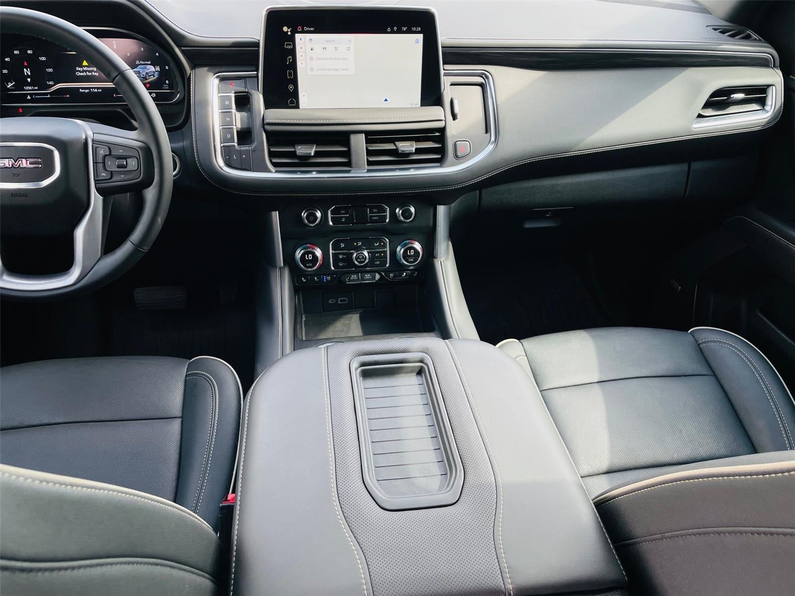 2024 GMC Yukon XL SLT