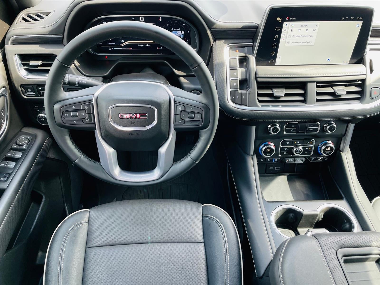 2024 GMC Yukon XL SLT