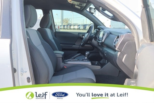 2023 Toyota Tacoma 4WD TRD Off-Road V6