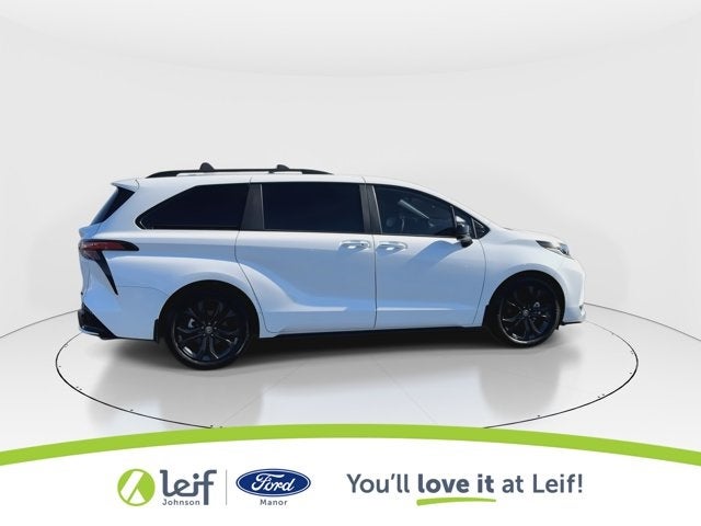 2025 Toyota Sienna XSE 7 Passenger