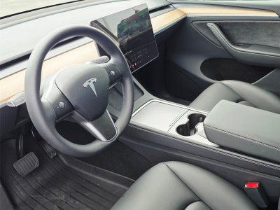 2025 Tesla Model Y Long Range